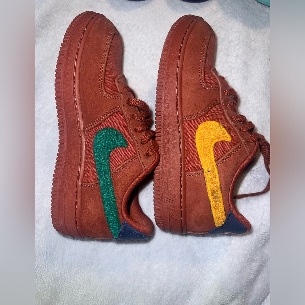 nike la familia air force 1 size 1